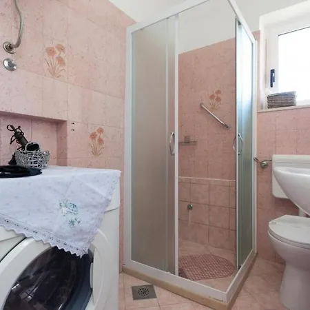 Iveta - Two-bedroom With Terrace And Sea View Dubrovnik