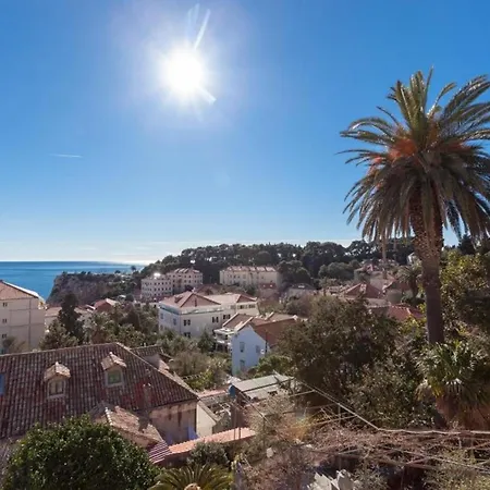 Iveta - Two-bedroom With Terrace And Sea View דירה דוברובניק