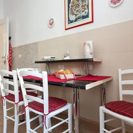 Iveta - Two-bedroom With Terrace And Sea View Апартаменты Дубровник