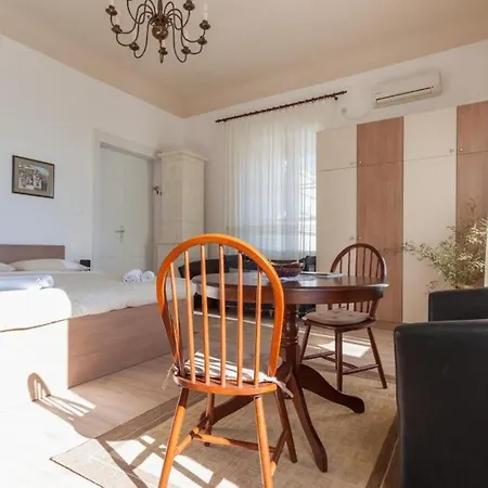Iveta - Two-bedroom With Terrace And Sea View *